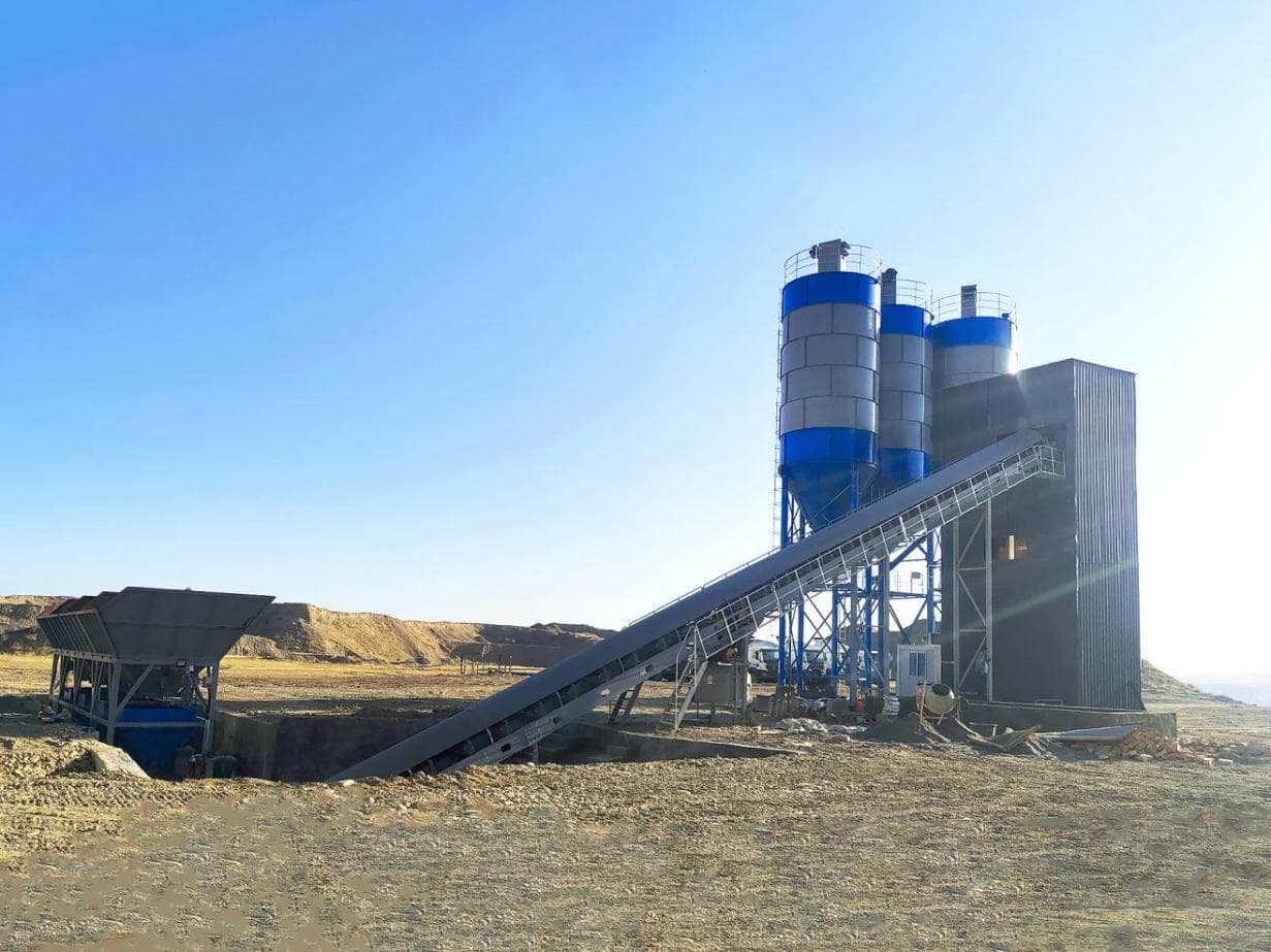 TIANYU direct-feed plant with inclined belt and enclosed mixing house
